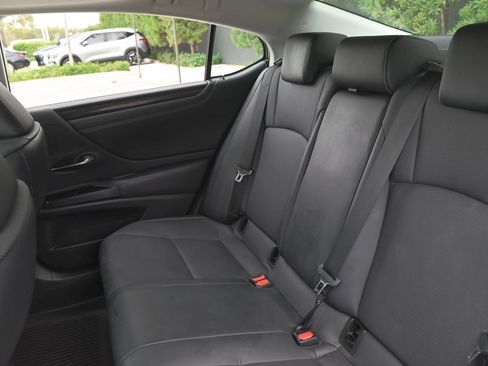 Used 2021 Lexus ES 300h 300h w/ Premium Package image 16