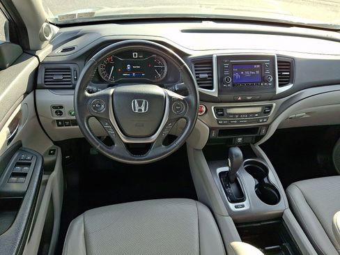 Used 2018 Honda Ridgeline RTL image 10