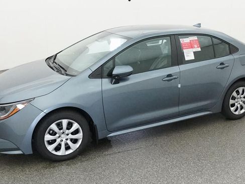 New 2026 Toyota Corolla LE FWD image 2