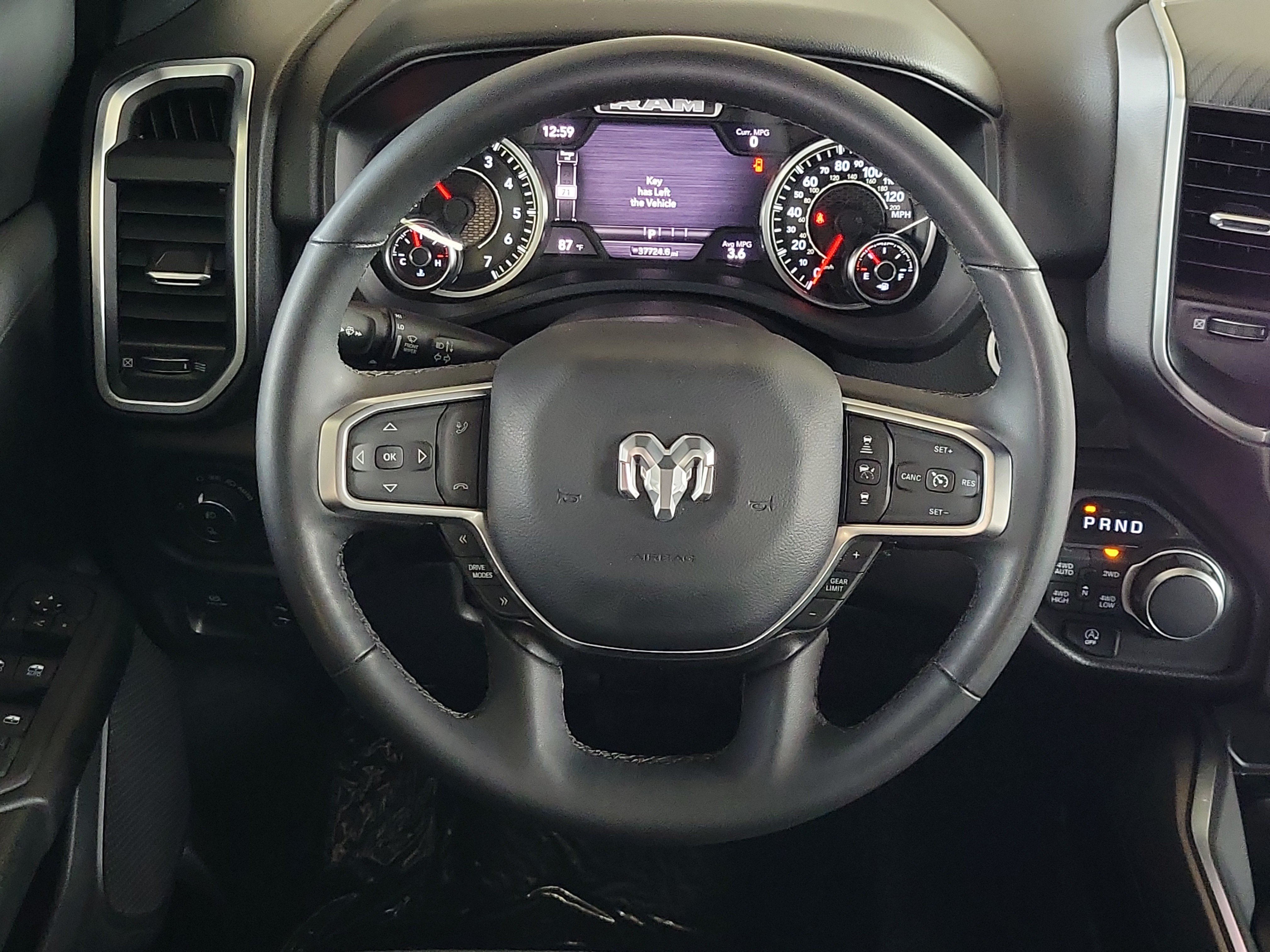 Used 2025 RAM 1500 Big Horn AWD/4WD image 14