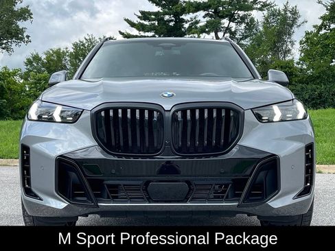 Used 2026 BMW X5 xDrive40i w/ M Sport Package AWD/4WD image 2