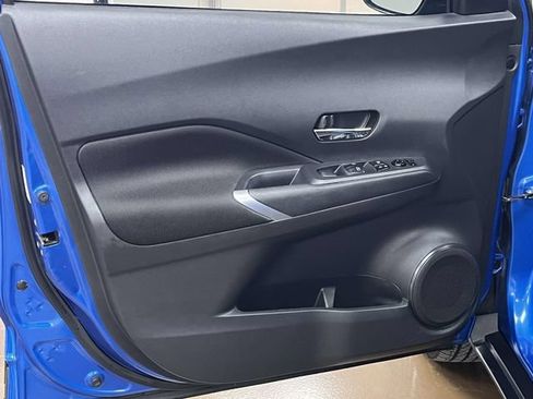 Used 2021 Nissan Kicks SV FWD image 14