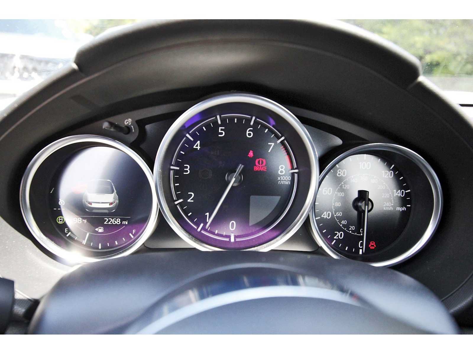 Used 2024 MAZDA MX-5 Miata Grand Touring RWD image 9