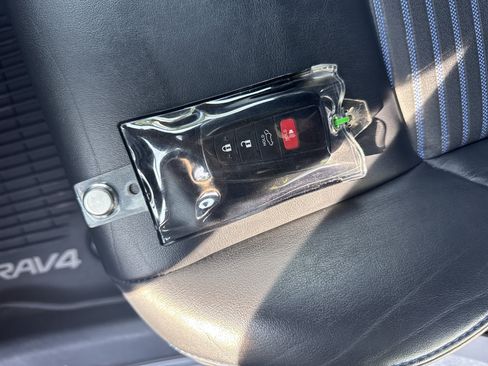 Used 2020 Toyota RAV4 XSE w/ Protection Package AWD/4WD image 36