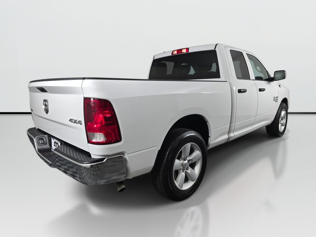 Used 2024 RAM 1500 Classic SLT AWD/4WD image 6