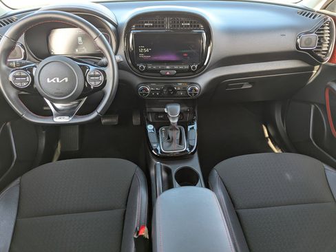 Used 2023 Kia Soul GT-Line image 16