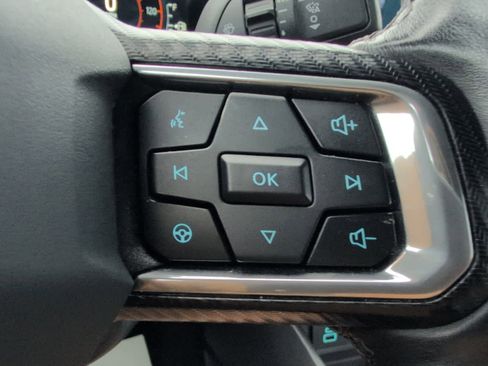 Used 2025 Ford Mustang Premium image 22