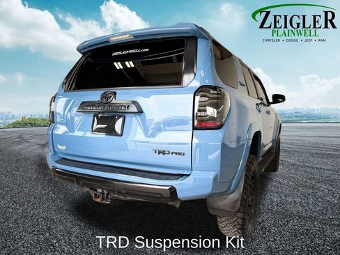 Used 2018 Toyota 4Runner TRD Pro AWD/4WD image 5