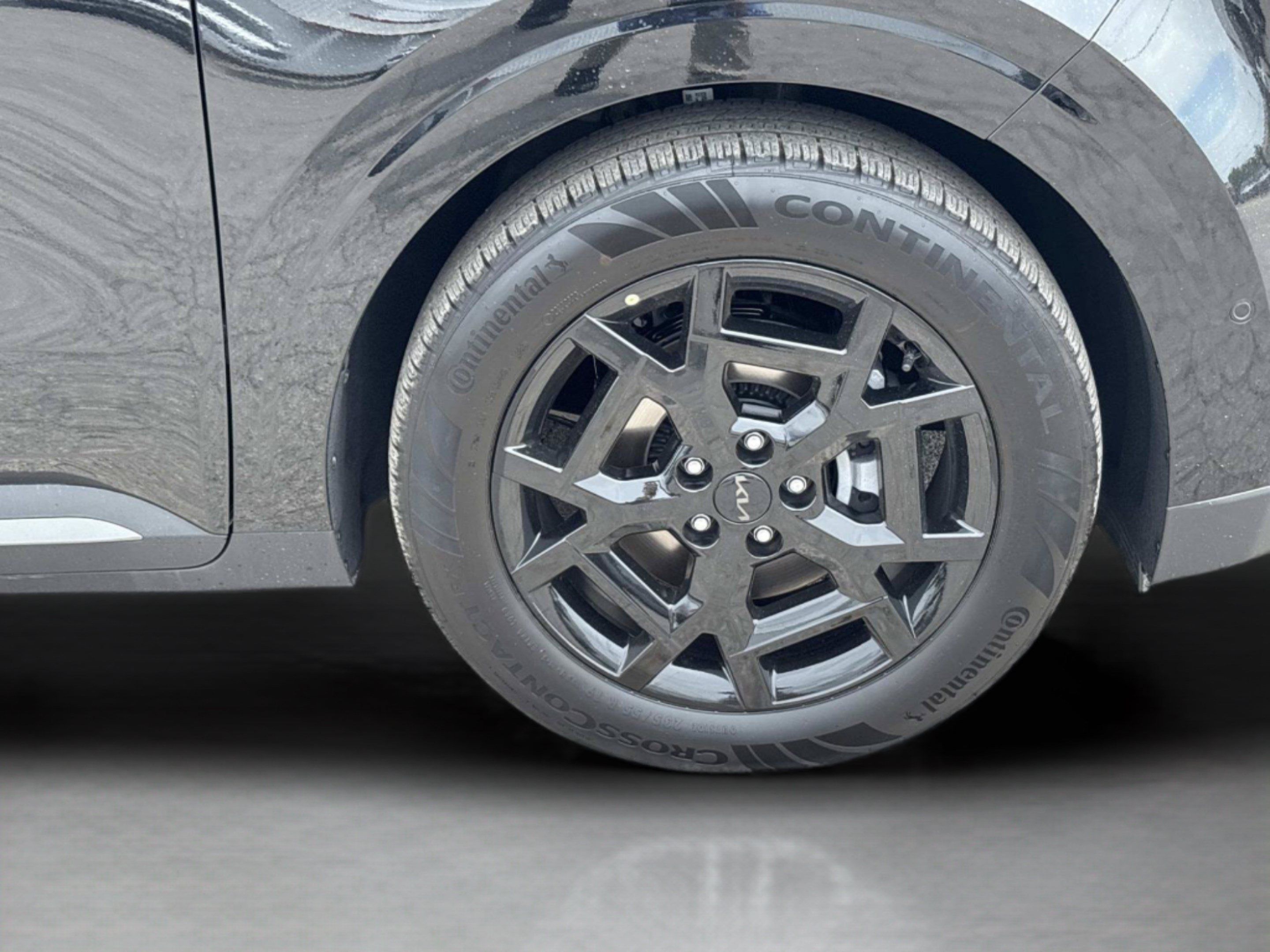 New 2027 Kia Carnival SX w/ Dark Edition Package FWD image 9
