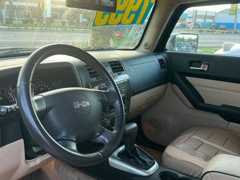 Used 2008 HUMMER H3 Luxury AWD/4WD image 9