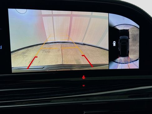 Used 2021 Cadillac Escalade ESV Sport w/ Driver Assist Tech Package image 14