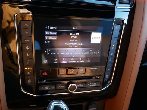 Used 2021 INFINITI QX80 Sensory w/ All-Season Package image 25