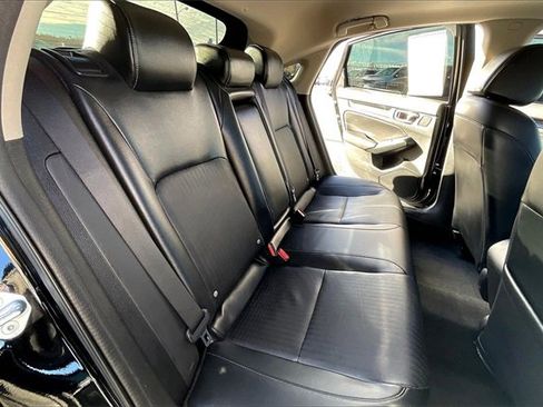 Used 2024 Honda Civic EX-L image 28