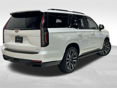 Used 2023 Cadillac Escalade Sport Platinum AWD/4WD image 5