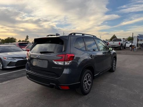 Used 2022 Subaru Forester Premium w/ Popular Package #1 AWD/4WD image 10