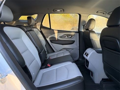 Used 2020 GMC Terrain SLT w/ Preferred Package image 17