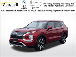 Used 2025 Mitsubishi Outlander SE AWD/4WD video 1