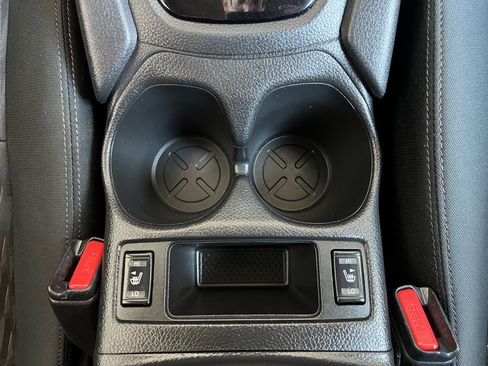 Used 2018 Nissan Rogue SV AWD/4WD image 25