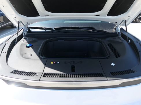 New 2026 Kia EV9 Light image 25