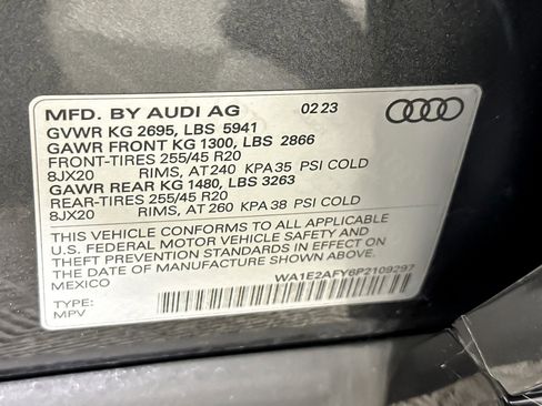 Used 2023 Audi Q5 e Premium Plus w/ Premium Plus Package image 26