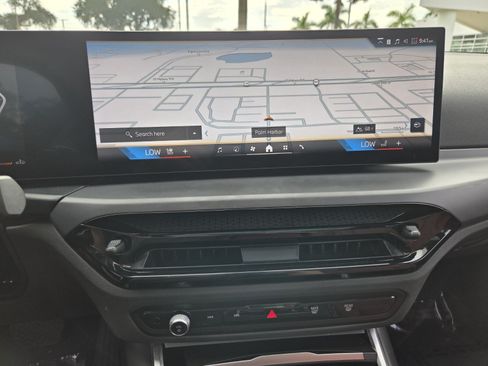 Used 2025 BMW 230i Coupe RWD image 22