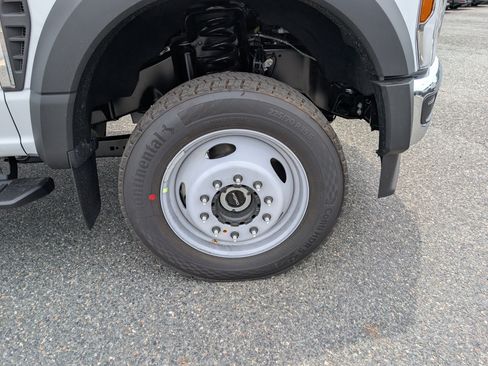 New 2026 Ford F550 4x4 Regular Cab Super Duty image 5