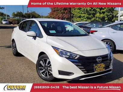 New 2025 Nissan Versa SV w/ Trunk Package