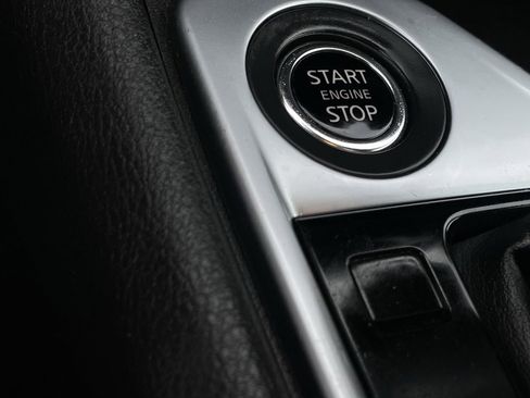 Used 2023 Nissan Sentra SV image 17