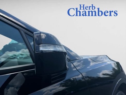 Used 2023 Chevrolet Blazer RS w/ Enhanced Convenience Package image 6