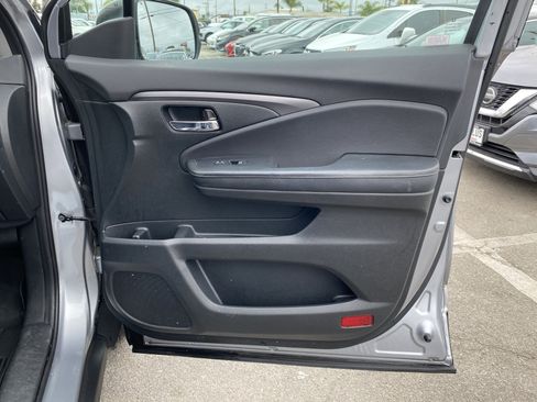 Used 2017 Honda Ridgeline RTL image 21