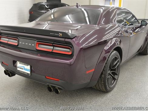 Used 2022 Dodge Challenger R/T Scat Pack RWD image 12