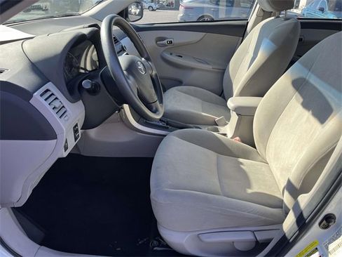 Used 2012 Toyota Corolla LE image 14