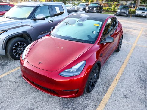 Used 2024 Tesla Model Y Performance AWD/4WD image 12