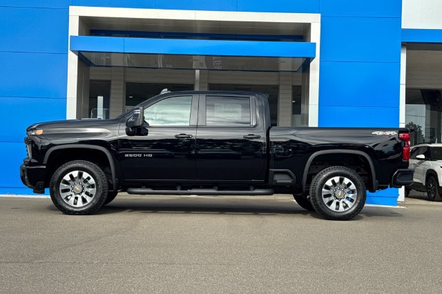 New 2026 Chevrolet Silverado 2500 Custom w/ Custom Value Package AWD/4WD image 12