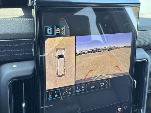 New 2026 GMC Yukon XL AT4 Ultimate w/ LPO, Floor Liner Package AWD/4WD image 14