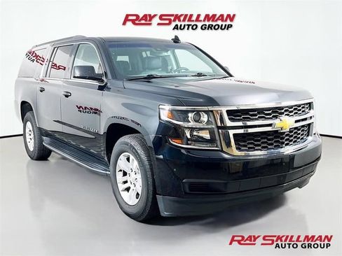 Used 2018 Chevrolet Suburban LT AWD/4WD image 1