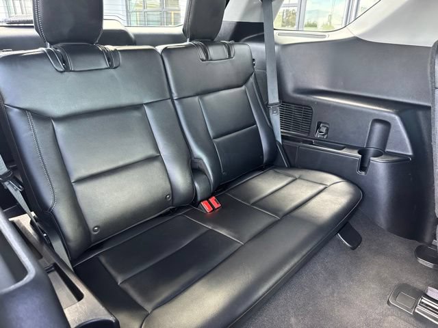 Used 2021 Ford Explorer Limited w/ Equipment Group 301A AWD/4WD image 25