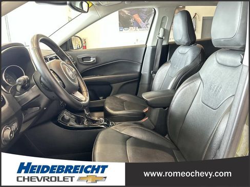 Used 2020 Jeep Compass Limited AWD/4WD image 13