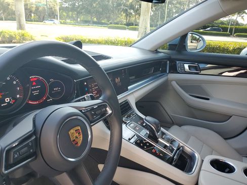 Used 2023 Porsche Panamera Platinum Edition RWD image 23
