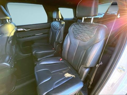 Used 2020 Hyundai Palisade Limited image 21