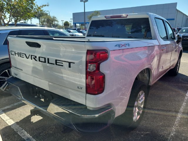 Used 2023 Chevrolet Silverado 1500 LT AWD/4WD image 5
