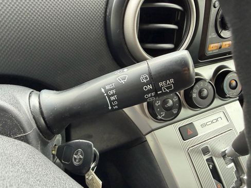 Used 2012 Scion xB FWD image 26