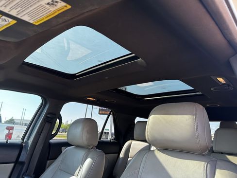 Used 2013 Ford Explorer XLT image 18