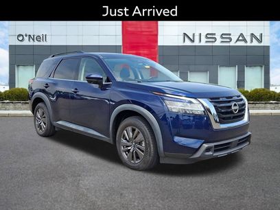 Used 2022 Nissan Pathfinder SV