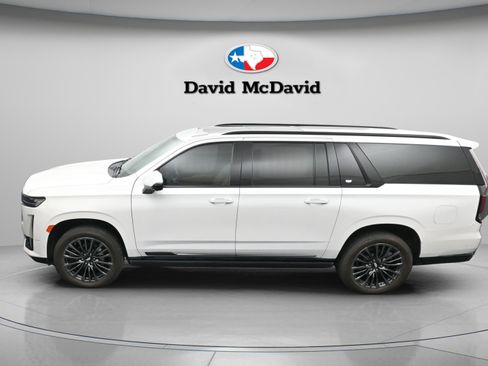 Used 2023 Cadillac Escalade ESV Sport w/ Touring Package AWD/4WD image 46
