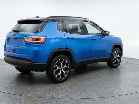 Used 2025 Jeep Compass Limited AWD/4WD image 9