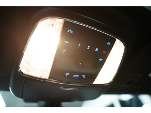 Used 2018 Jeep Grand Cherokee High Altitude image 27