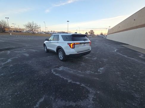 New 2026 Ford Explorer Active image 3