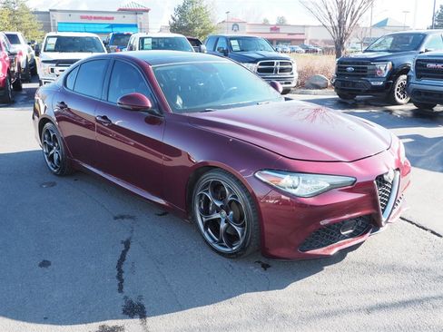 Used 2018 Alfa Romeo Giulia Ti Sport w/ Quick Order Package 22U Sport image 3