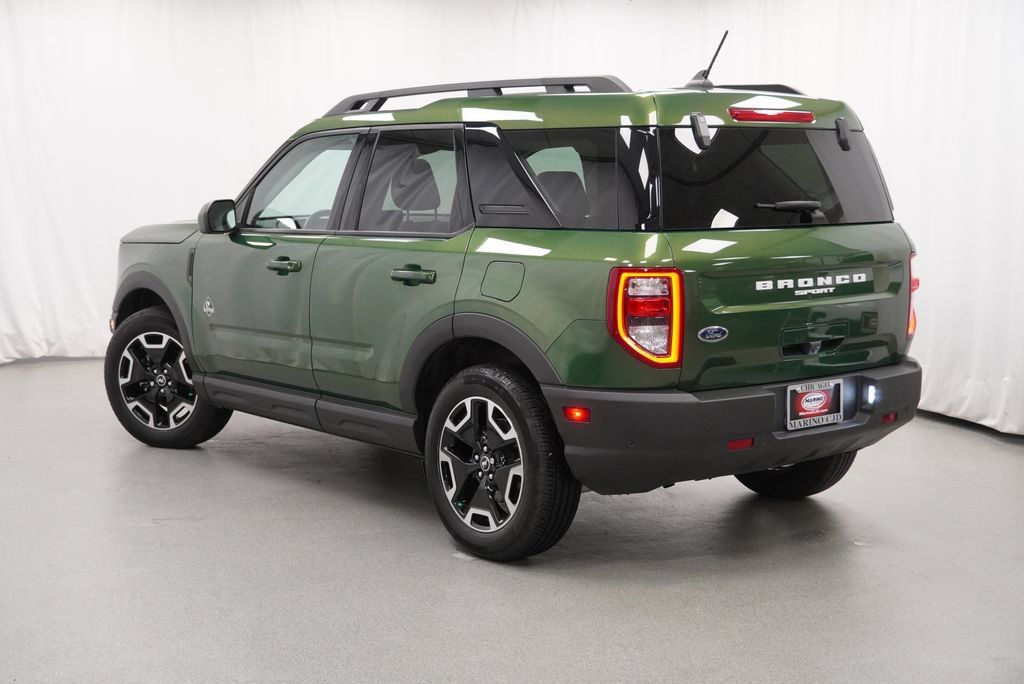 Used 2023 Ford Bronco Sport Outer Banks w/ Tech Package AWD/4WD image 28